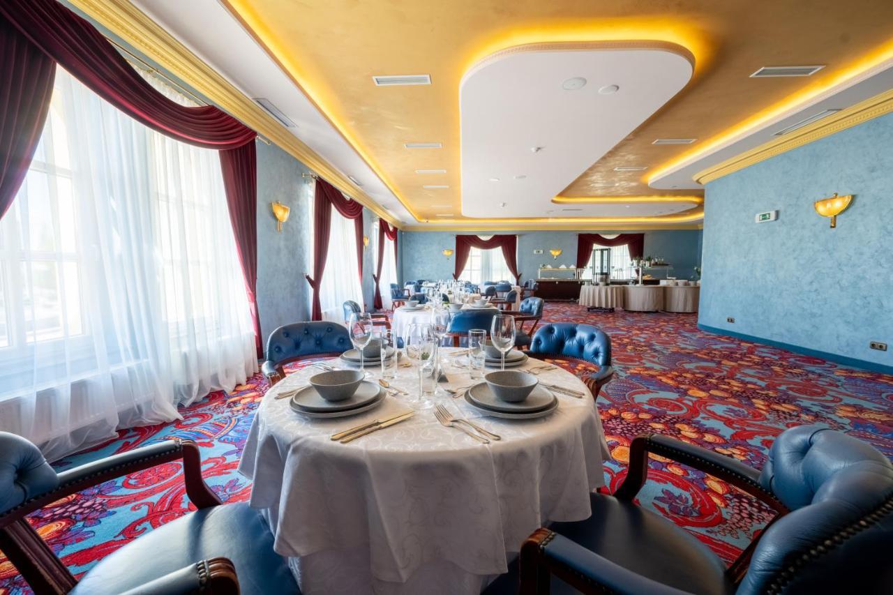Imperial Casino Strazny Hotel Экстерьер фото