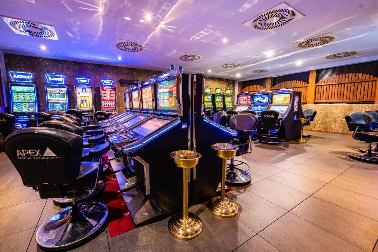 Imperial Casino Strazny Hotel Экстерьер фото