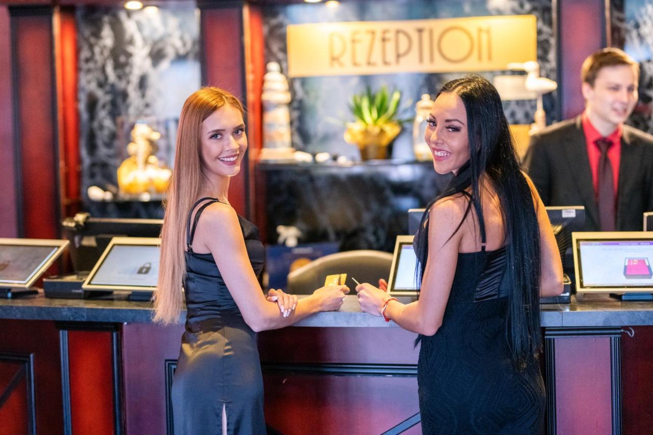 Imperial Casino Strazny Hotel Экстерьер фото