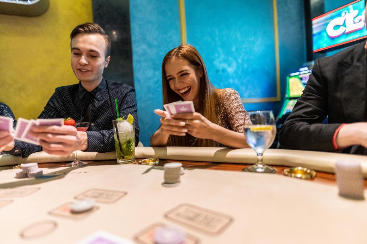Imperial Casino Strazny Hotel Экстерьер фото